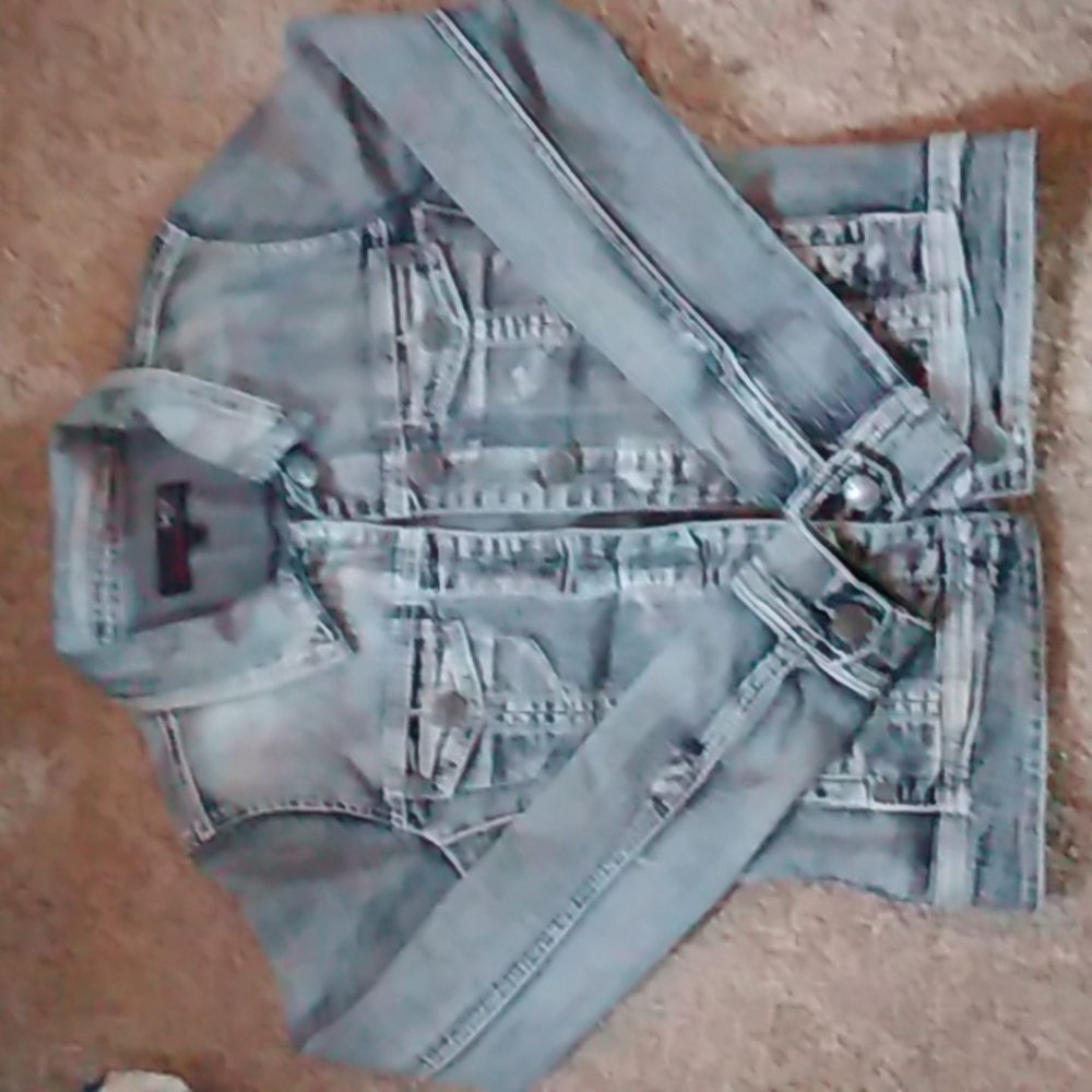 Jean jacket - Picture 5 of 5